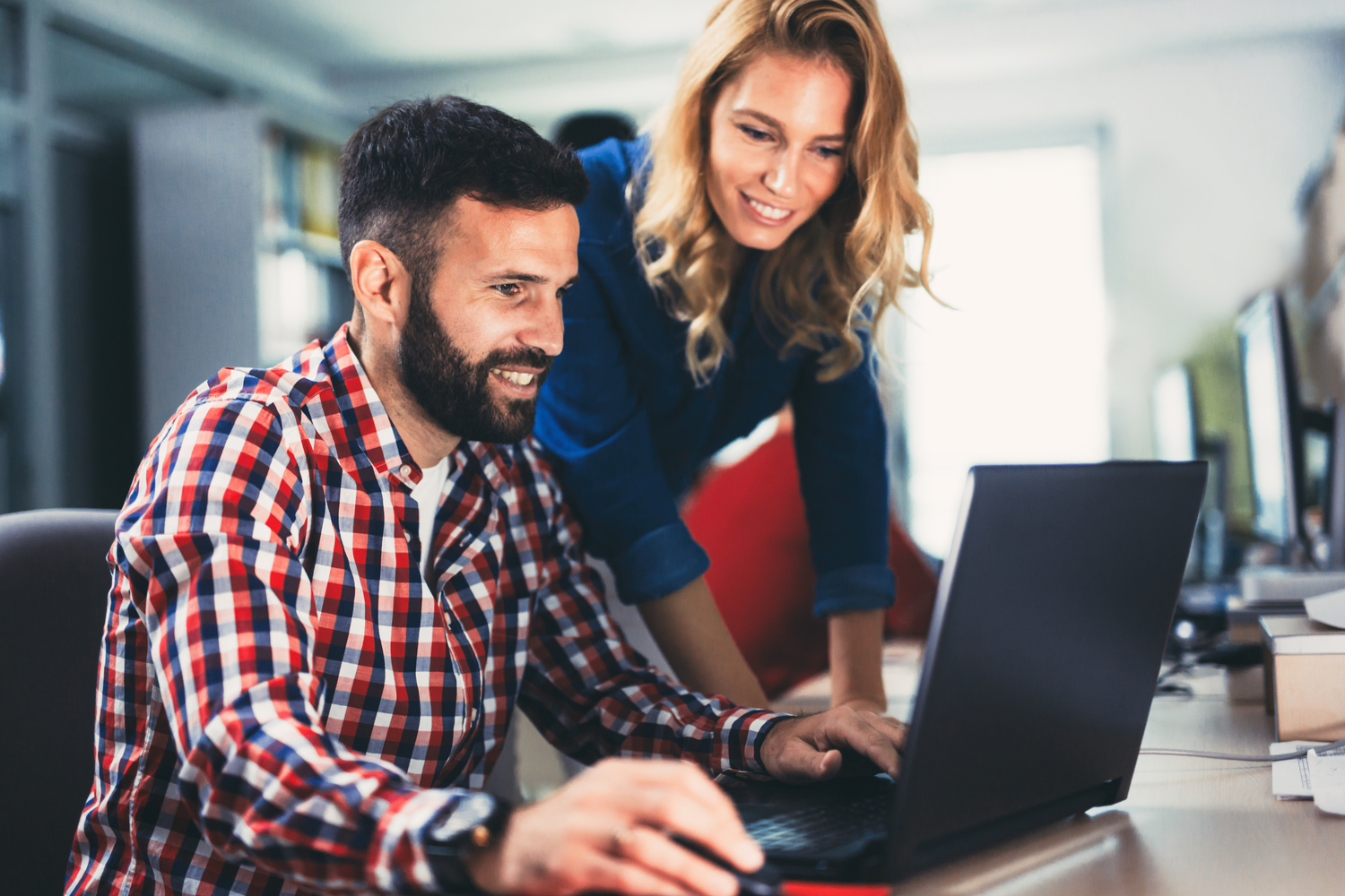 Popular Platforms That Help You Start An Online Store With Almost No Money